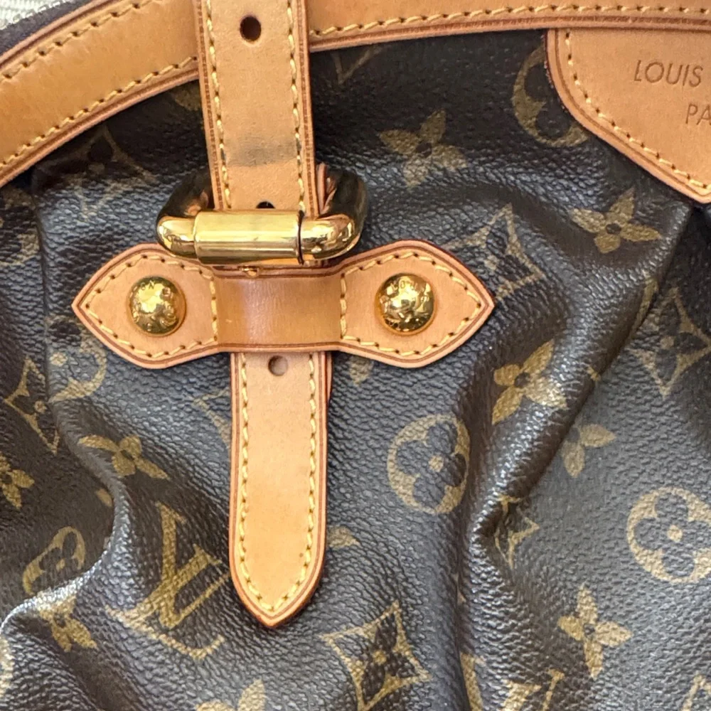 Louis Vuitton Brown Monogram Shoulder Bag - Picture 6 of 16